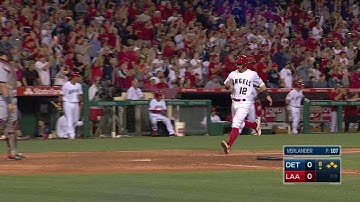 DET@LAA: Pennington hits go-ahead RBI single in 8th