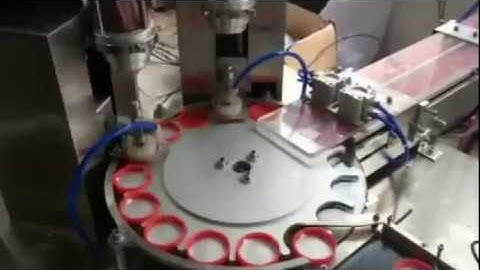 Automatic dual head cap wadding lining equipment caps wadder 100 to 160 pcs per min