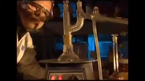 How It’s Made Fluorescent lights.mp4