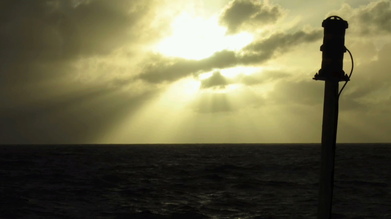 Especial: Tempestade Subtropical Potira 04/21 - Cenas em um Navio numa Tempestade!