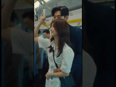"조금 더 가까이 오셔도돼요" 지하철에서 서로 반한 남녀 커플 #쇼츠 #인기영상 #추천영상 #핫이슈 #드라마 #쇼츠 #드라마 #영화 #최신영화 #최신드라마 #조회수