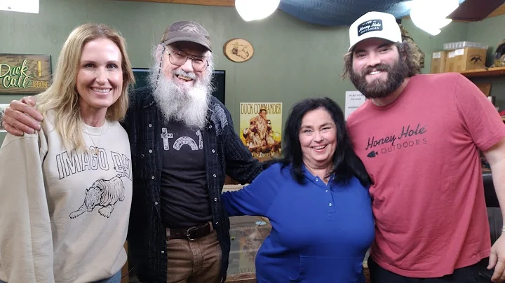 Willie Robertson Scares the Daylights Out of Miss ...