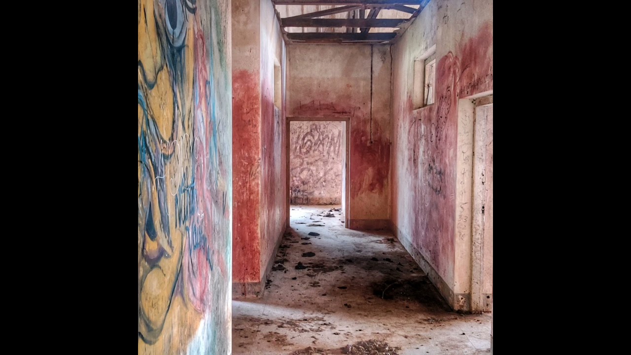 GB 25 Haunted bunglow at bonacaud