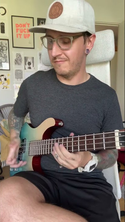 The mini bass from Flight SLAPS