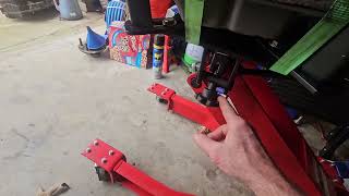 Harbor Freight Pittsburgh L.P  transmission jack. Review 