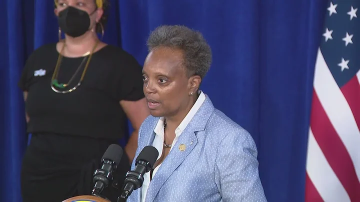 Mayor Lightfoot signs executive order to protect t...