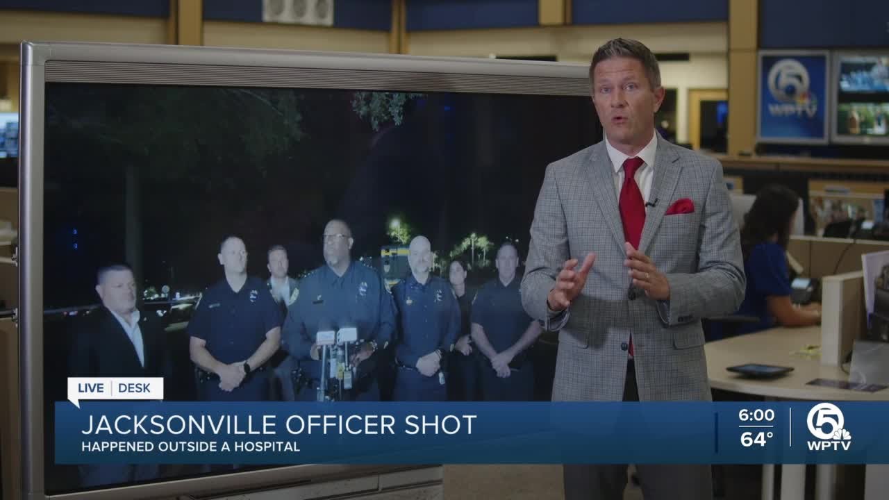 Jacksonville officer in critical condition after shooting - YouTube