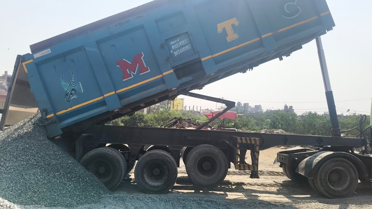 रोड़ी की गाड़ी क्यों नहीं आती टाइम पर ? 