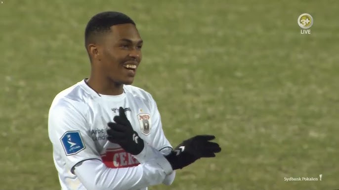 Gift Links | South African Talent | Goals & Skills - YouTube