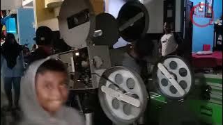 Layar tancep jadul nonton film nostalgia ternyata masih ada lho di Jakarta !! by Chika music