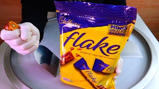 Flake ice cream rolls street food - ايس كريم رول فليك