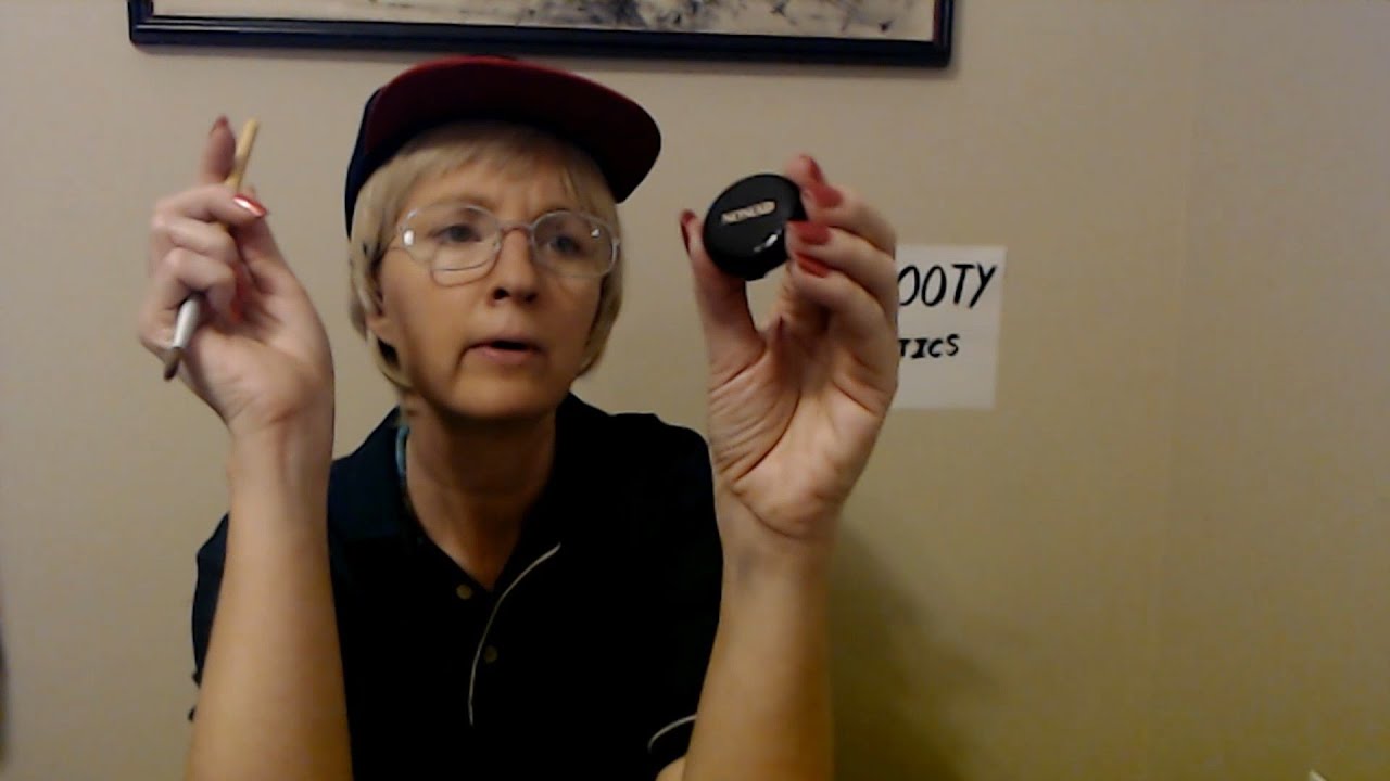 Carl Shops For Beauty Products