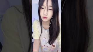 Anne Periscope Live Streaming 1592