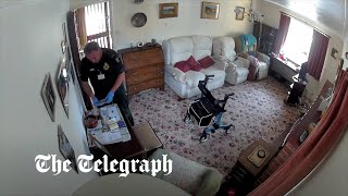 Paramedic steals money from 94-year-old woman moments after she dies