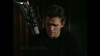 Matt Dillon Reads The Outsiders (Character Description)