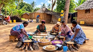 OUR NEIGHBOURS COOKED WITH US🫓 A Special Village Feast With Soft Layered Chapatis & Organic Stew  screenshot 3