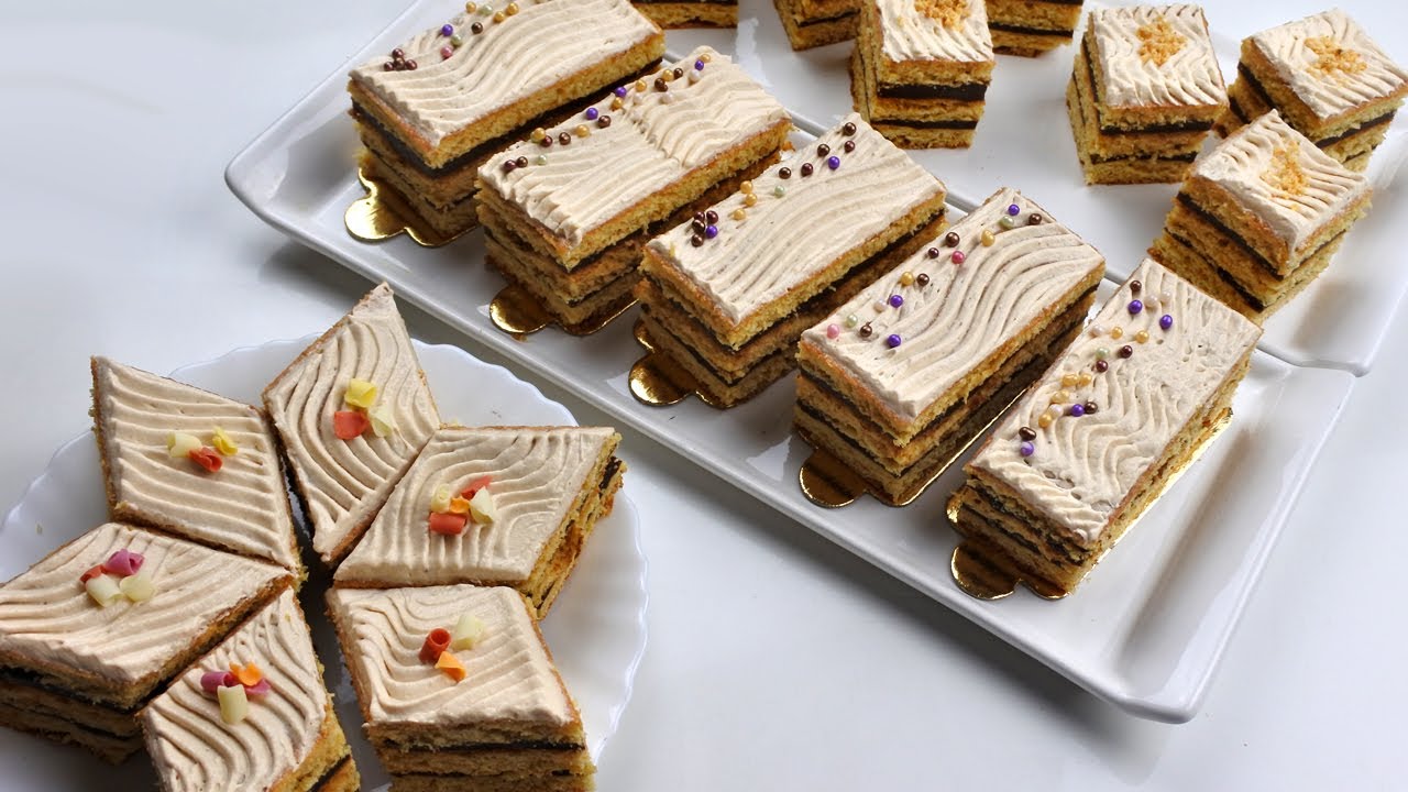 حلوة الطبقات بالكريمة ب 12 ملعقة التي أحبتها عائلتي خفيفة ولذيذة فاجأي بها ضيوفك تقطع أكثر من 50 حبة