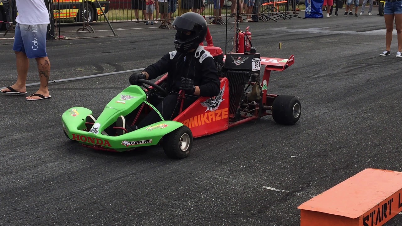 Gokart 900 cm3 Kawasaki vs. Gokart 600 cm3 Honda - DRAG GOKART - gokart tuning