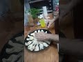 facturas para el mate , con tapas de tarta.