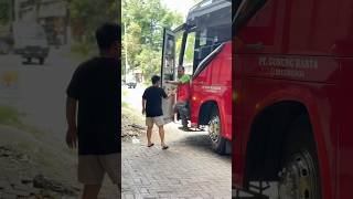 Akhirnya datang juga, ada yang tau isinya apa?