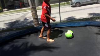 Si te toca la pelota pierdes extremo 😂