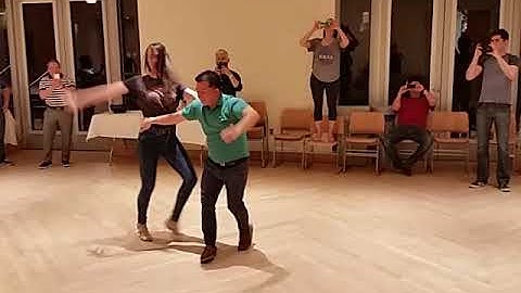 Salsa On2 Intermediate Turn Pattern Combo Partnerwork by Sergio and Sheena #113