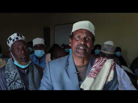 Qaar Ka Mid Odayaasha Iyo Waxgaradka Musharax Xildhibaan Ibraahin Cabdi Xuseen Oo Hargeysa Ku Hadlay
