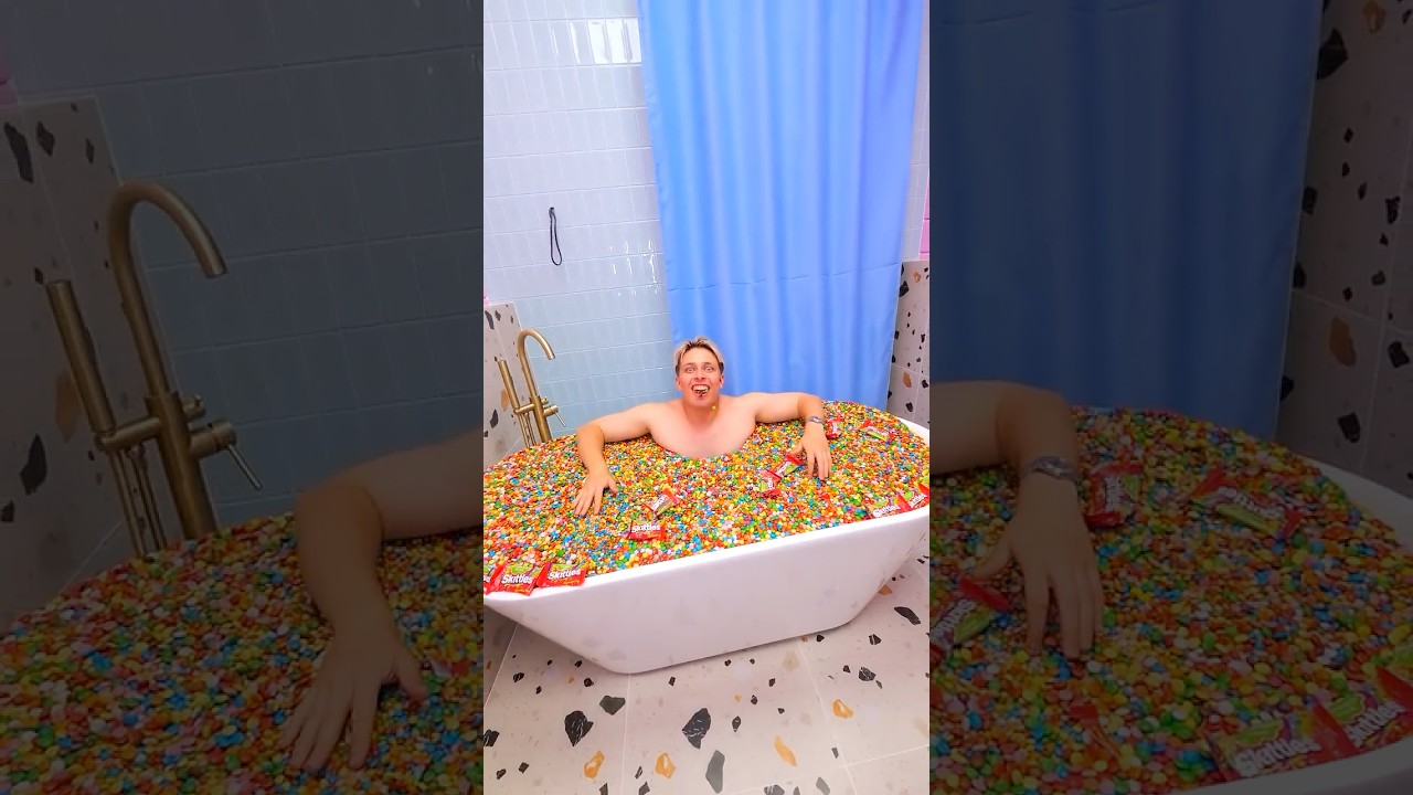 Моя девушка не любит Skittles!