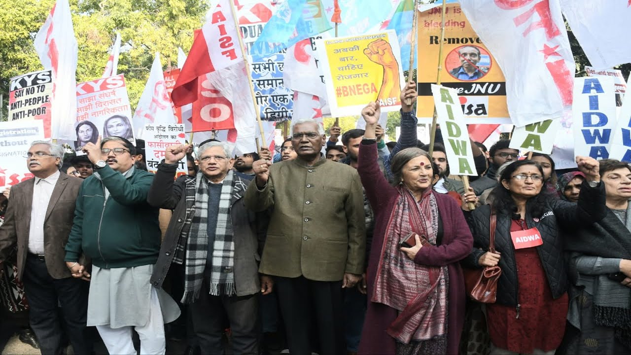 JNU violence: Hundreds march from Mandi House to HRD Ministry, demand removal of V-C