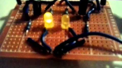 DIY Dual LED flasher, R-C circuit