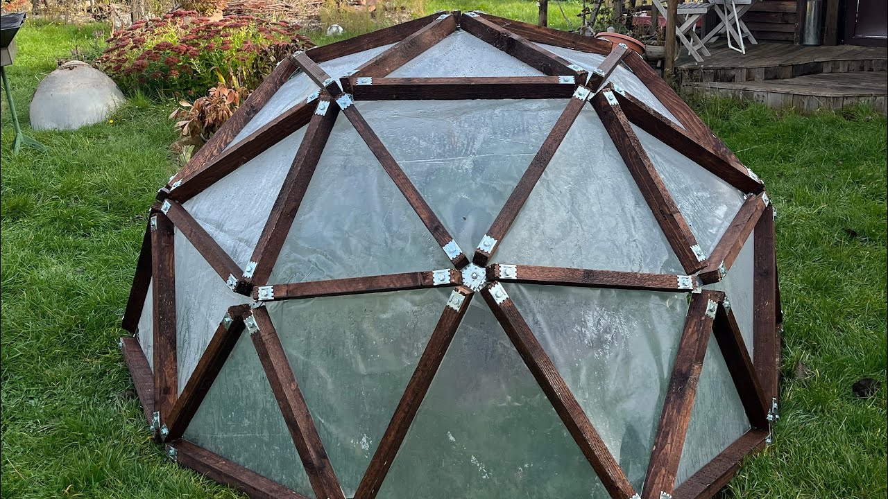 DIY - Wie wir unseren Mini-Geodome als Winterschutz gebaut haben.