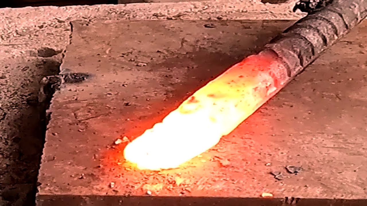 HOW TO MAKE A SUPER STRONG AND SHARP CHISEL FROM METAL SCRAP - YouTube