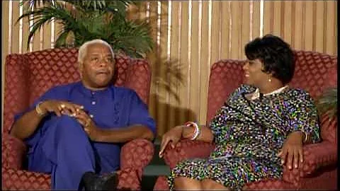 Loretta McNary interviews Larry Dodson, lead singe...