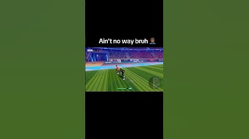 Dude really cheating 🤦🏾‍♂️