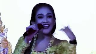 Elisha dan Sinden Kecil Nawung lucu poll dalang Ki Gunawan