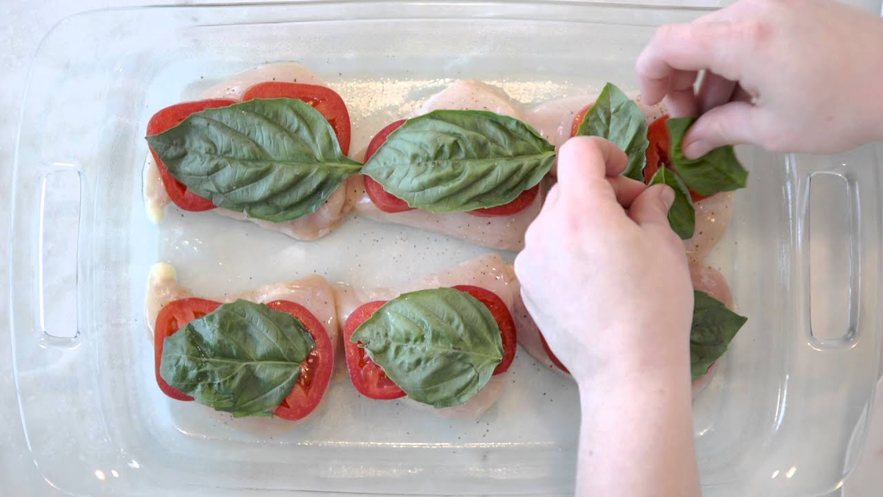 LowCalorie Baked Caprese Chicken YouTube