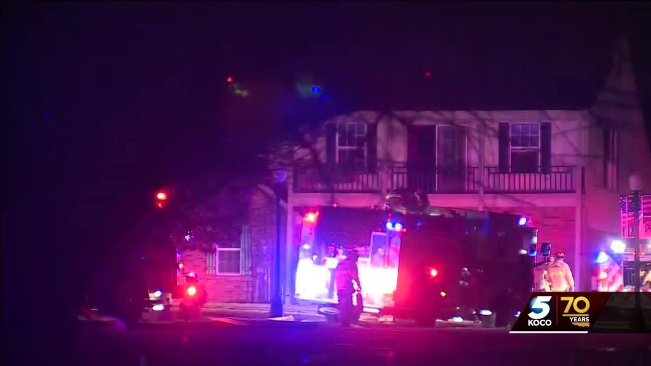 Crews battle overnight house fire in southwest OKC - YouTube