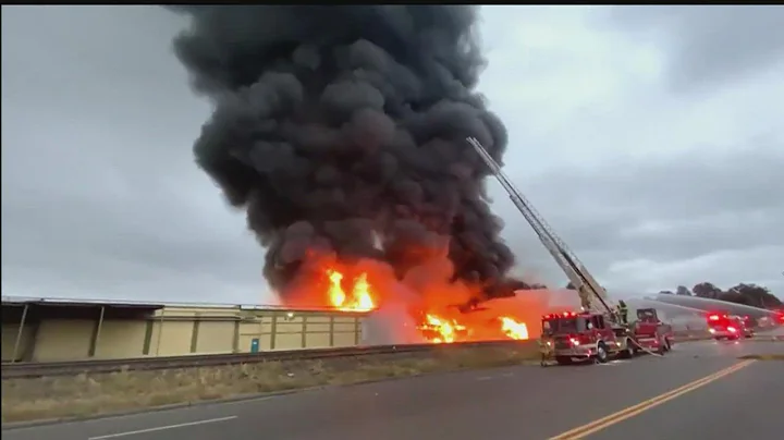 Commercial fire in Puyallup forces evacuations