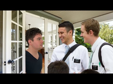 Surprising Mormon Missionaries by Speaking Chinese