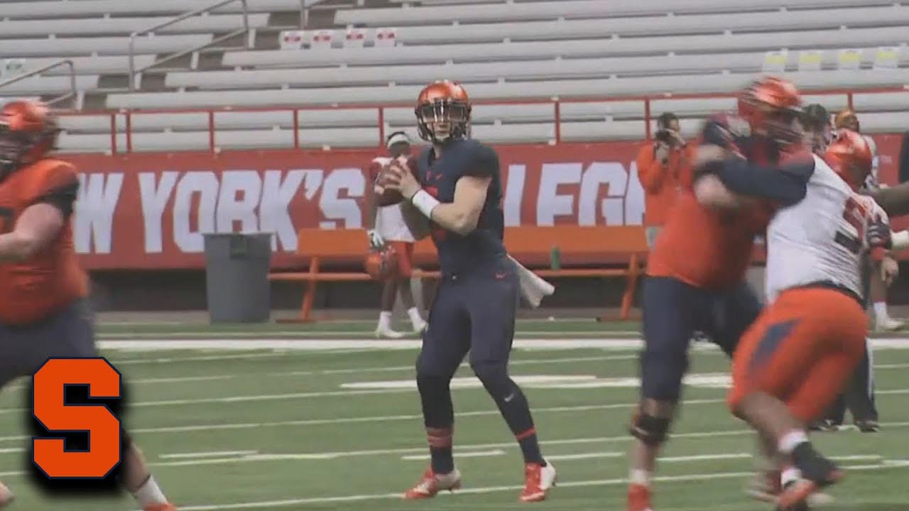 Syracuse QB battling cancer throws touchdown in spring game