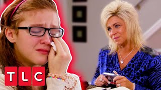 Young Girl&#39;s Dead Mother Tells Her It&#39;s Okay To Let People In | Long Island Medium