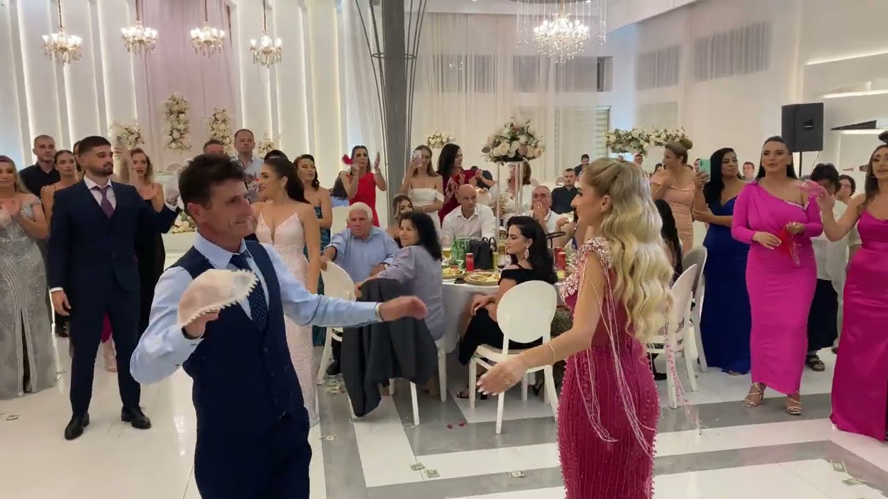 Kenga familjes Gjoni (Fatjeta & Ethem)