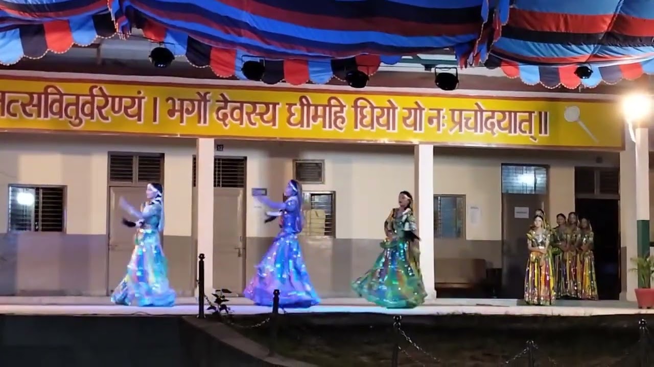 1st prize in Dance Competition by sw cadets..3 UP (Girls) BN NCC Aligarh ....