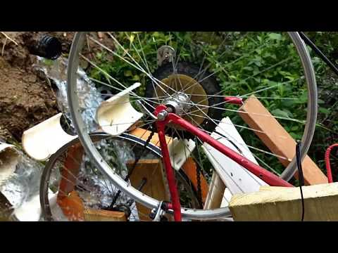 Homemade Hydroelectric Water Wheel out of Junk!