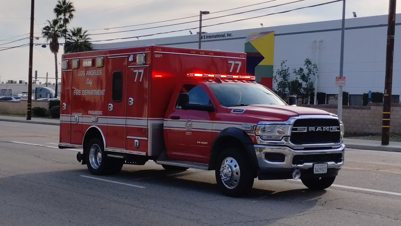 LAFD Rescue 77 Responding - YouTube