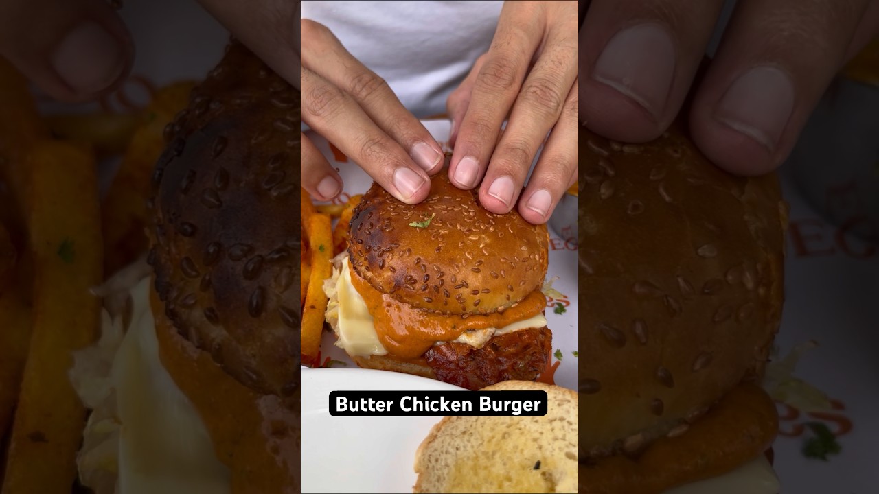 Juicy Butter Chicken Burger 🥵| Indian street Food 