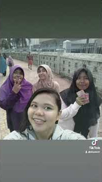 waktu takkan pernah terulang kembali. Hanya sedikit kenangan bersama ini untuk bisa kita kenang