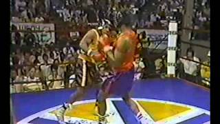 1984 08 18 Mike Tyson vs Winston Bennet amateur)