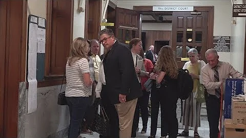 Judge declares mistrial after jury fails to reach verdict in case of former Waco attorney charged in