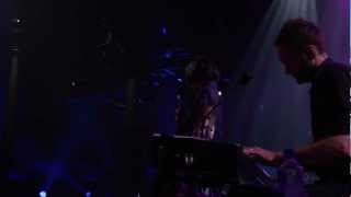 [HD] Bat For Lashes - Laura (Live at iTunes Festival 2012)